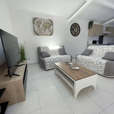 Rochefort, 3 Pieces, 6 Personnes - Fr-1-246b-49 Apartament *